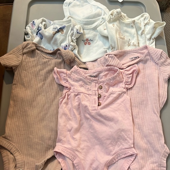 Set of 6 onesie shirts - Picture 1 of 1